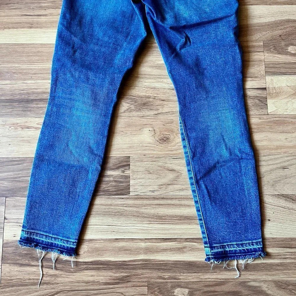 Gap High Rise True Skinny Denim Blue Jeans Frayed Hems Size 28 R - Picture 5 of 8